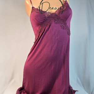 Bordó Lemila kombiné csipkével- Viszkóz