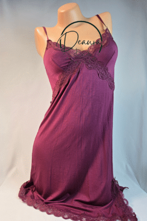 Bordó Lemila kombiné csipkével- Viszkóz